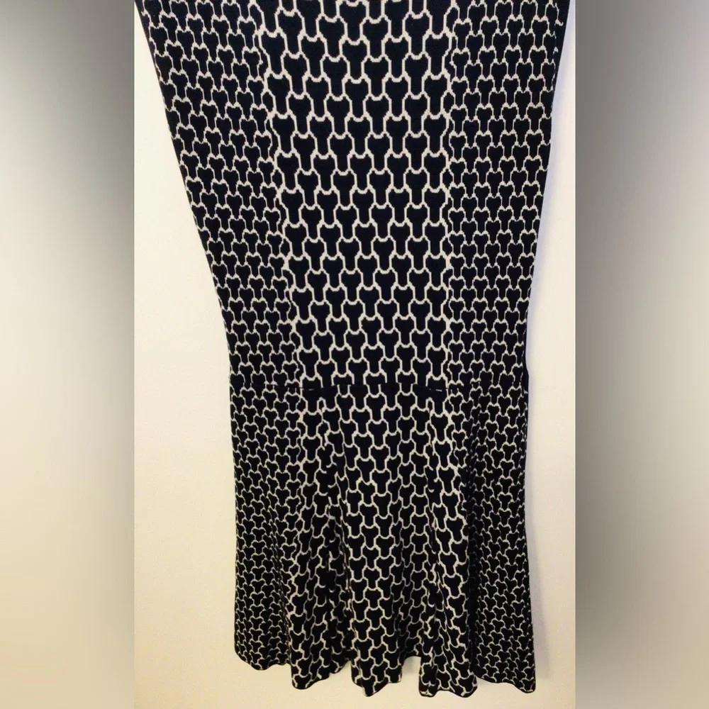 Laundry By Shelli Segal Sweater Dress rayon nylon spandex size large navy cream